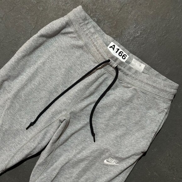 nike  trousers - Picture 2 of 5